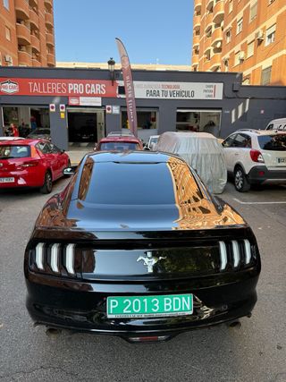 Ford Mustang 2016 v6 3.7