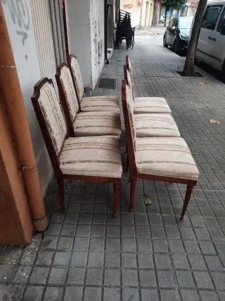 Juego de 6 sillas de madera antiguas muy bonitas