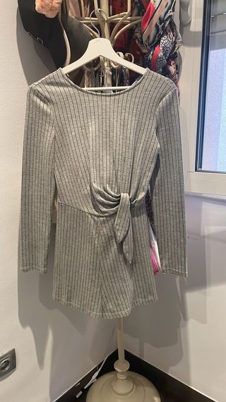 Mono H&M gris rayas talla S