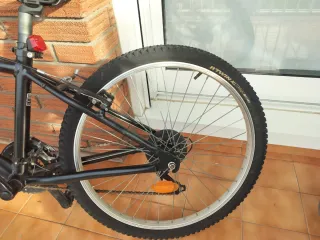 Bicicleta BTWIN Negra