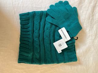 Scalda collo e guanti donna nuovi con cartellino