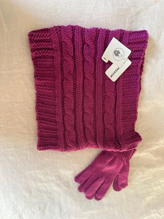 Scalda collo e guanti donna nuovi con cartellino
