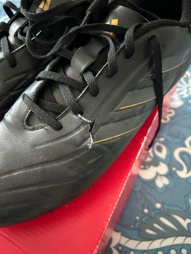 Scarpini da calcio Adidas n. 44