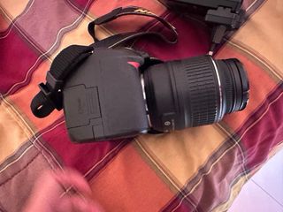 Cámara Nikon D3100 + Cargador MH-24