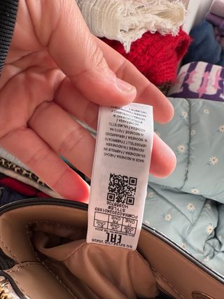 Bolso Guess Blanco y Dorado