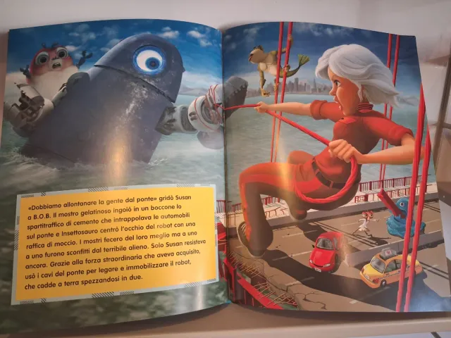 Mostri contro alieni. La storia con le immagini...