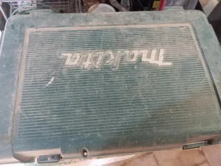 Atornillador Makita a Batería + Cargador y maletin