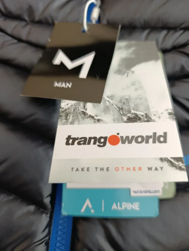 Plumas Trango World negro nuevo con etiquetas