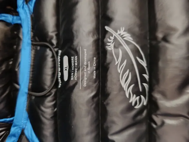 Plumas Trango World negro nuevo con etiquetas
