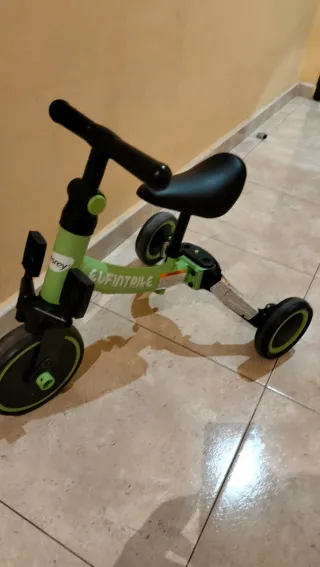 Triciclo 2 en 1 convertible