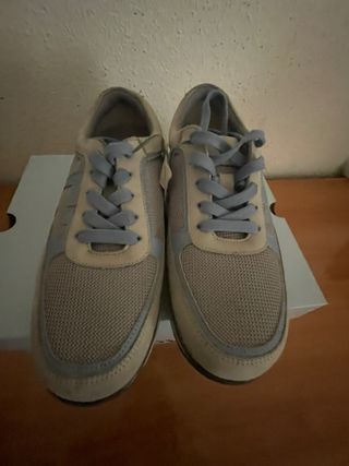 Zapatillas JOYA beige y azul