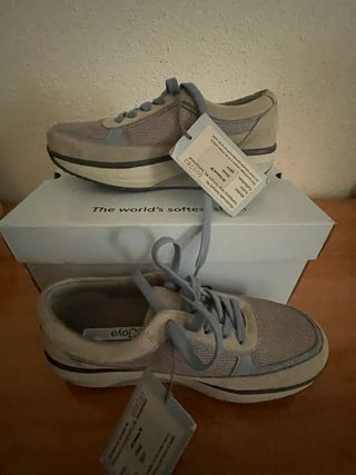 Zapatillas JOYA beige y azul
