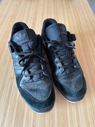 Adidas Forum 84 Low ADV Negras