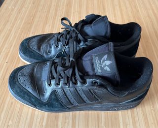 Adidas Forum 84 Low ADV Negras