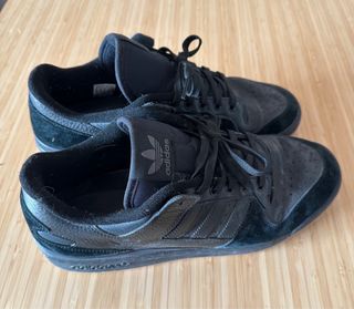 Adidas Forum 84 Low ADV Negras