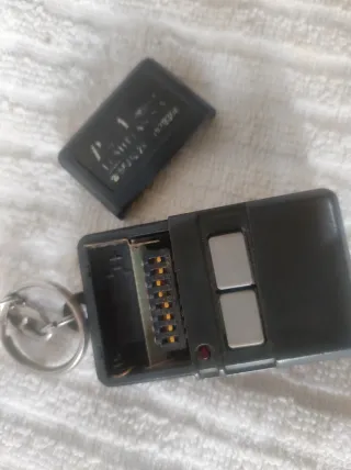 Mando de garaje con interruptores