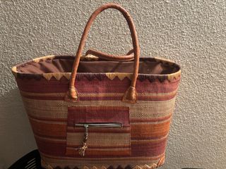 Capazo de playa tejido