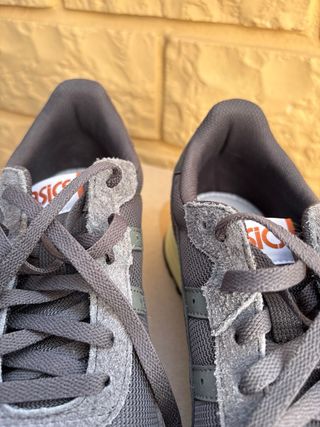 Asics Tiger Runner II Gris T42