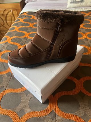 Botín marrón con pelo