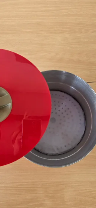 Cubitera Aluminio Cacique Roja Dorada