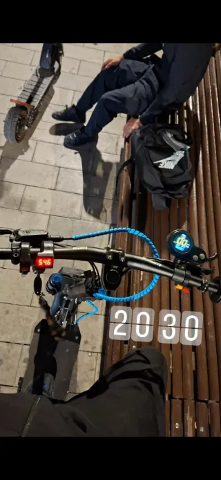 Oferta 350€ solo hoy Patinete eléctrico doble moto