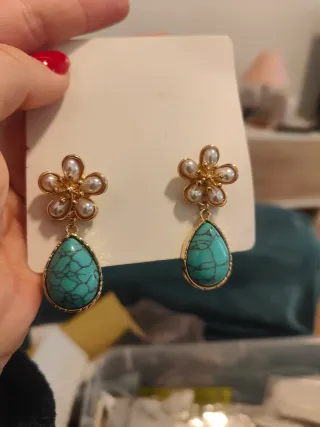 Pendientes flor perla y lágrima turquesa