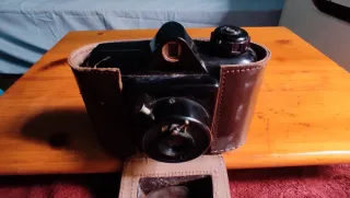 Cámara Univex Antigua con Funda