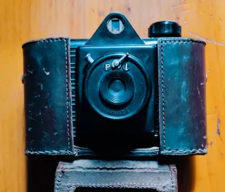 Cámara Univex Antigua con Funda