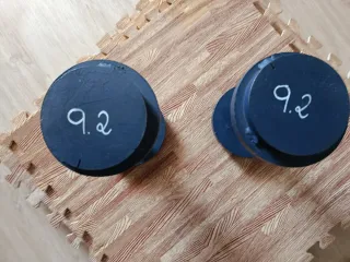 Mancuernas 9.2 kg  15€ cada una. 25€ las dos.