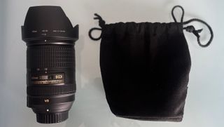 Obiettivo Nikon AF-S DX Nikkor 18-300mm VR