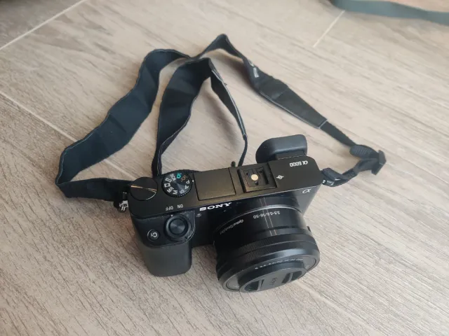 Sony Alpha 6000 Cámara Mirrorless Negra