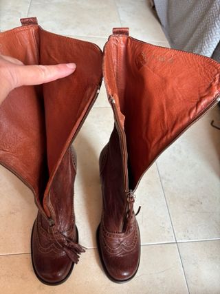 Botas Wonders de piel marrones