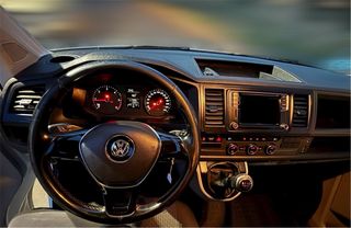 Volkswagen Caravelle 2018