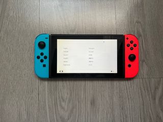 Nintendo Switch Azul/Rojo + Accesorios