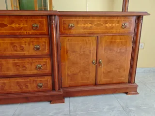 Mueble de salón de madera