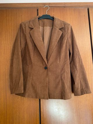 Americana marrón pana talla 46