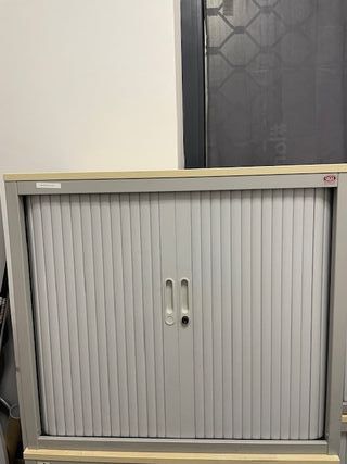 Armadietto Sagsa metallo e plastica