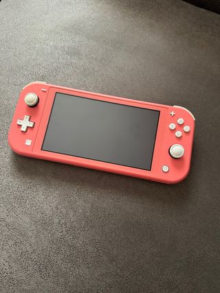 Nintendo Switch Lite Coral