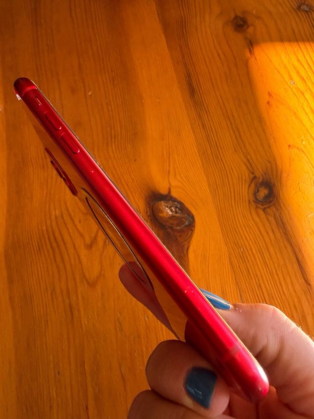 iPhone 11 64GB Rojo 85% Salud batería