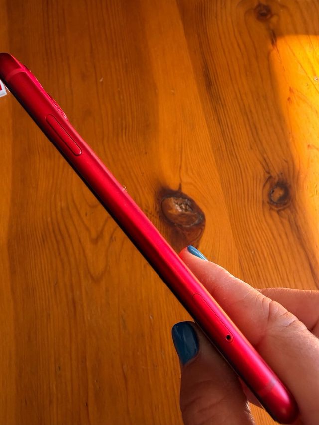 iPhone 11 64GB Rojo 85% Salud batería