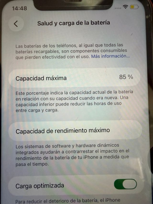 iPhone 11 64GB Rojo 85% Salud batería