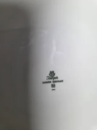 Zuppiera vintage con fiori