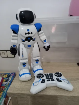Robot RC con Mando