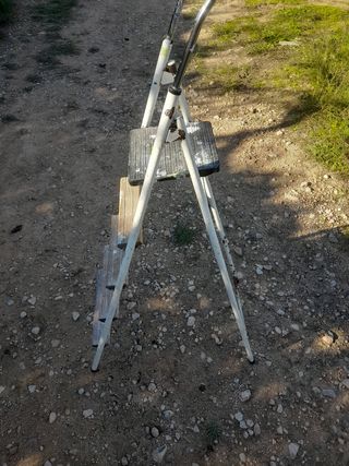 Escalera de metal plegable