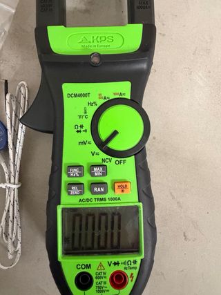 Pinza Amperimétrica Profesional KPS DCM4000T
