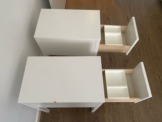 Mesitas de noche blancas