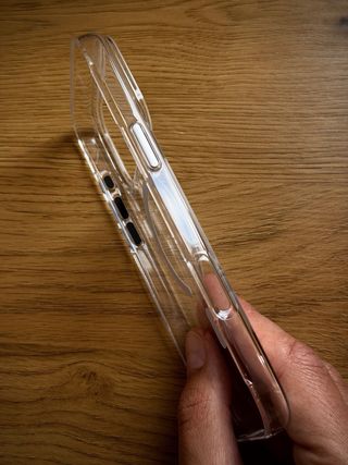 Funda+cable para iPhone 17ProMax Transparente