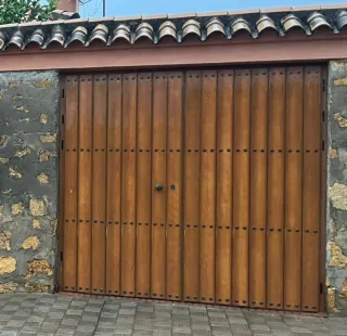 Puerta de Garaje Aluminio