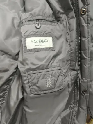 Abrigo acolchado gris C&A