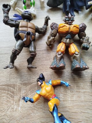 Lote 15 figuras superhéroes y villanos